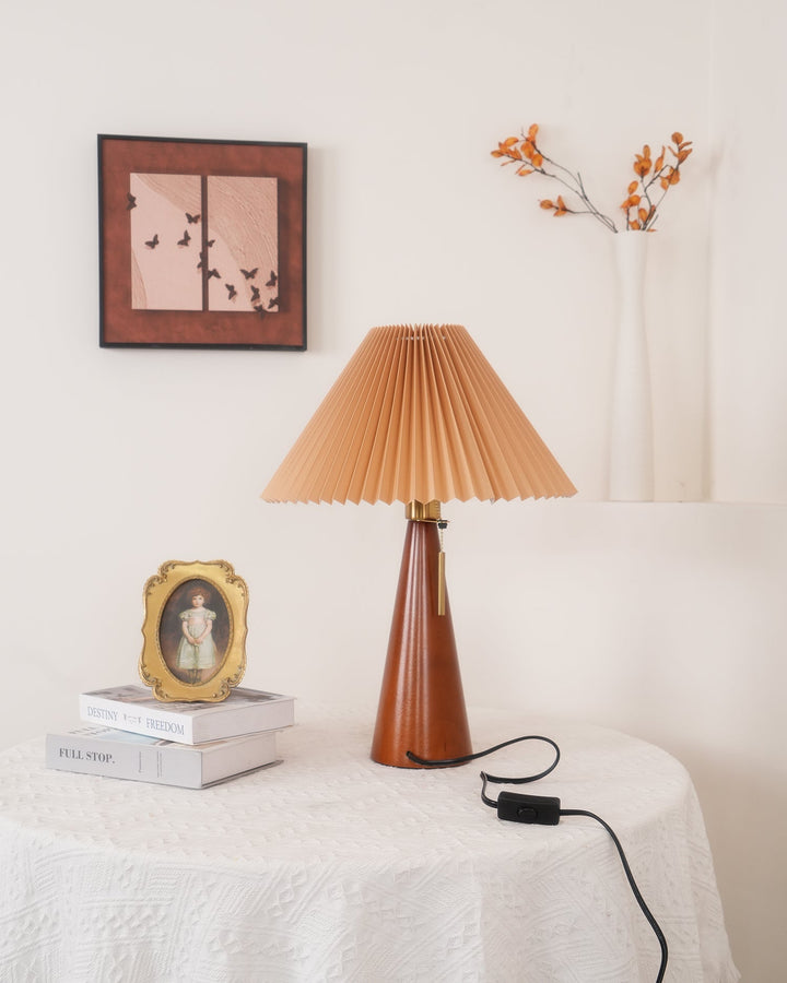 Lisslune | AntiqueRadiance – Elegant Wood and Metal Table Lamp