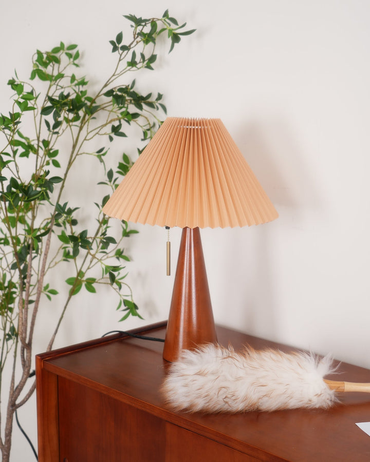 Lisslune | AntiqueRadiance – Elegant Wood and Metal Table Lamp