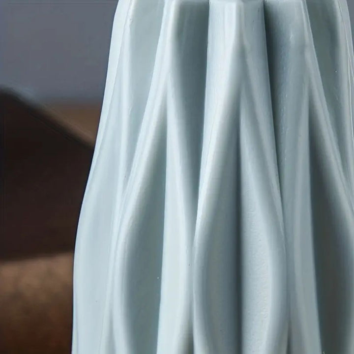 Lisslune | Hollow Fold Art Vase
