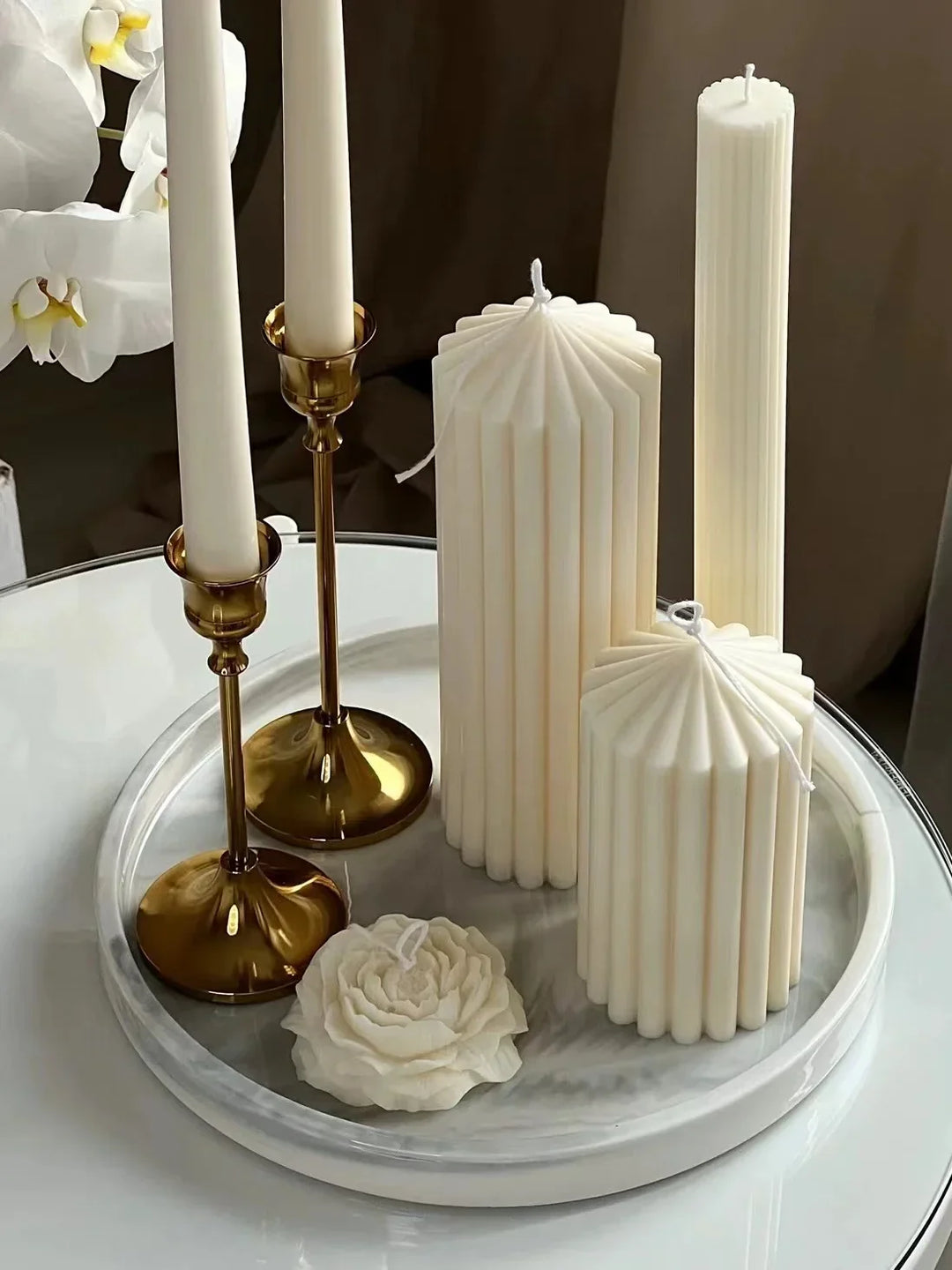 Lisslune | Luxurious Aromatic Scented Candle | For lovely scents in the living room