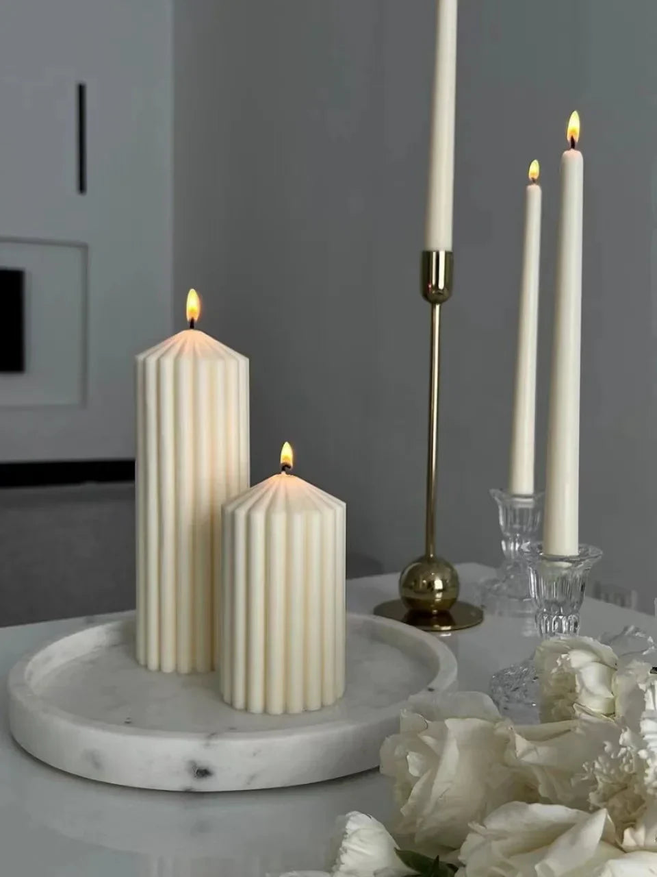 Lisslune | Luxurious Aromatic Scented Candle | For lovely scents in the living room