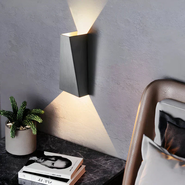 Lisslune | TrapezGlow LED Wall Light