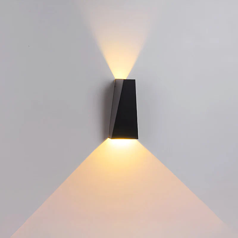 Lisslune | TrapezGlow LED Wall Light
