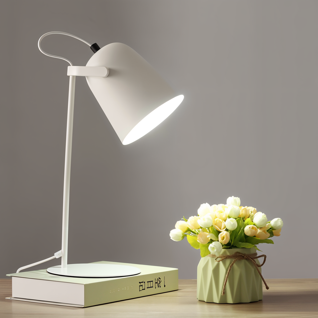 Lisslune | Macaron – Adjustable Nordic Table Lamp for a Stylish Office
