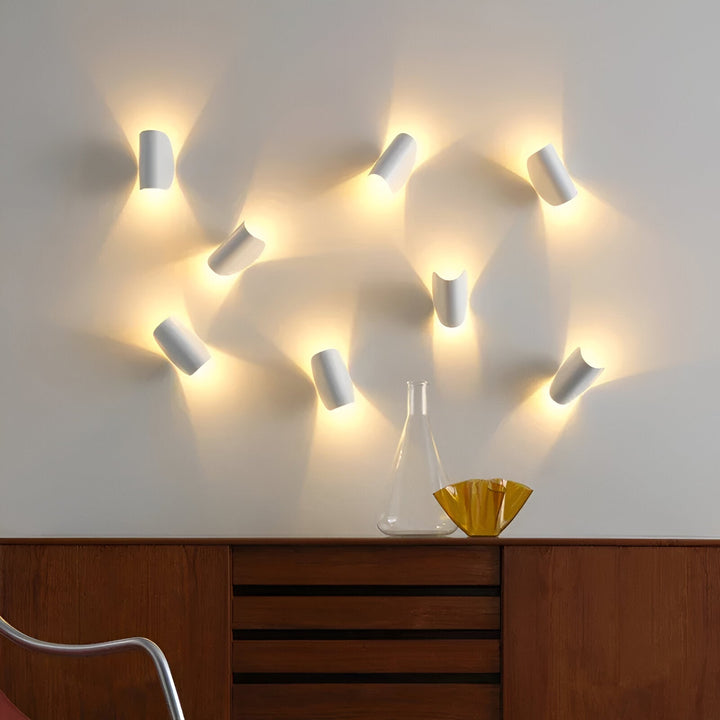 Lisslune | Twist Wall Lamp - Rotatable Metal Wall Light - Curve Wall Sconce