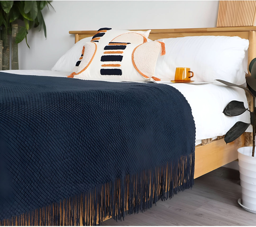 Lisslune | KNITCOVE – Stylish knit fleece blanket