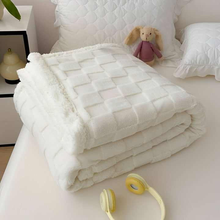 Lisslune | WINTERLOFT – Reversible Fleece Blanket