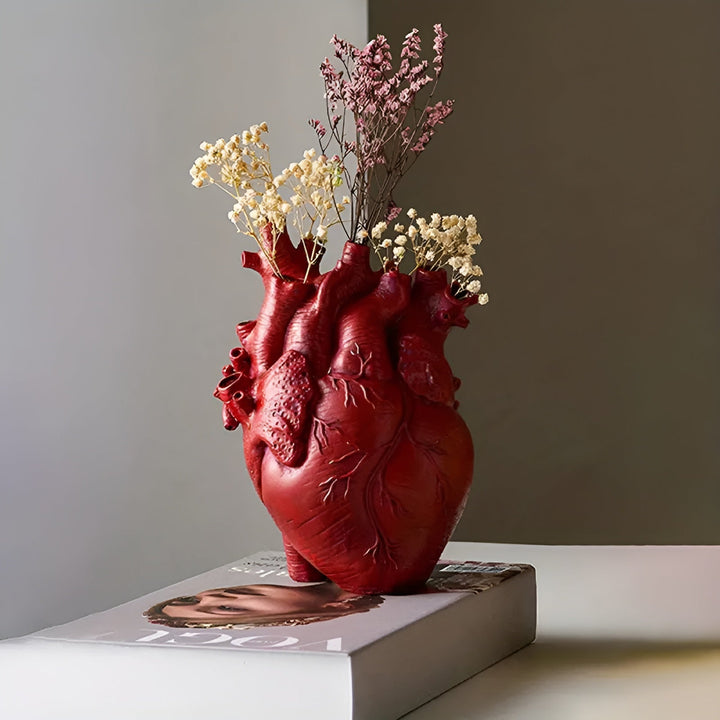 Lisslune | CherishBloom - Elegant heart-shaped vase for romantic charm