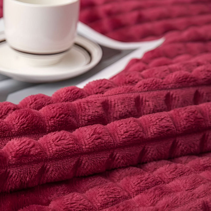 Lisslune | CORALWAVE – Ultra-soft Textured Fleece Blanket
