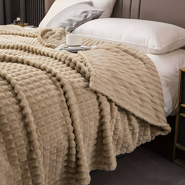 Lisslune | EliteWave Plaid - Ultrafluffy structured coral fleece blanket