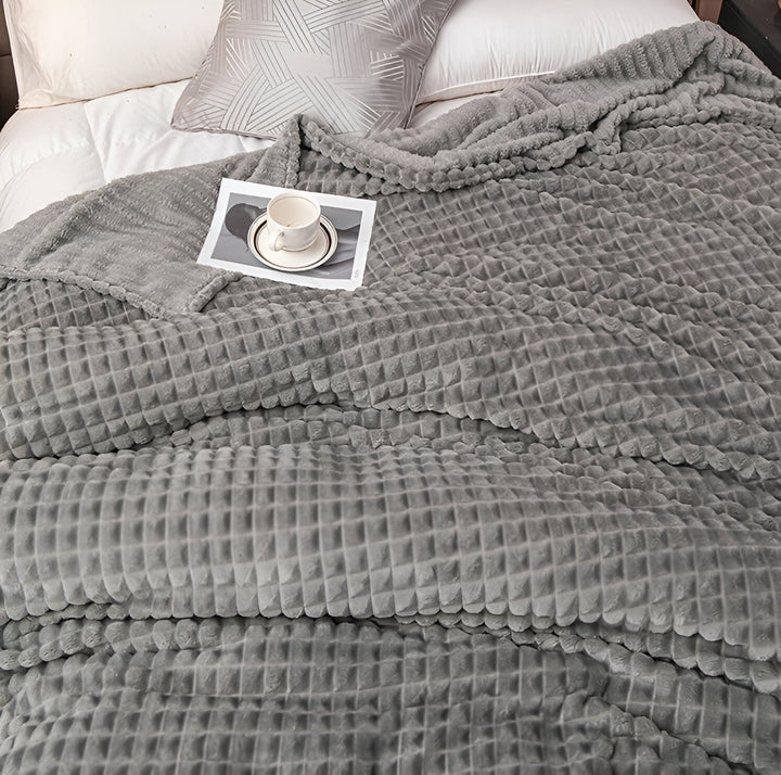 Lisslune | EliteWave Plaid - Ultrafluffy structured coral fleece blanket