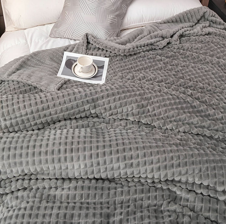 Lisslune | CORALWAVE – Ultra-soft Textured Fleece Blanket