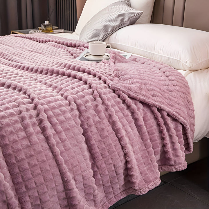 Lisslune | EliteWave Plaid - Ultrafluffy structured coral fleece blanket