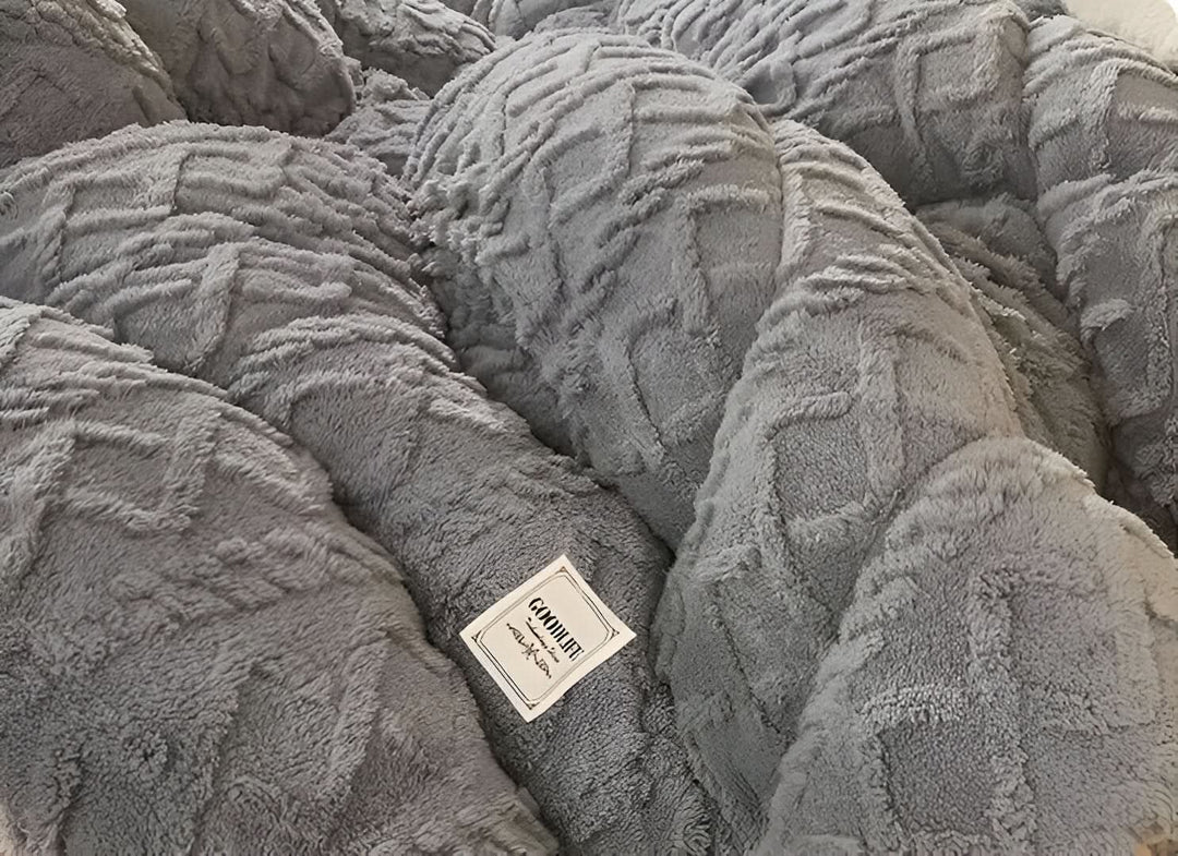 Lisslune | SOFTIQUE - VelvetPlush Reversible Duvet Cover
