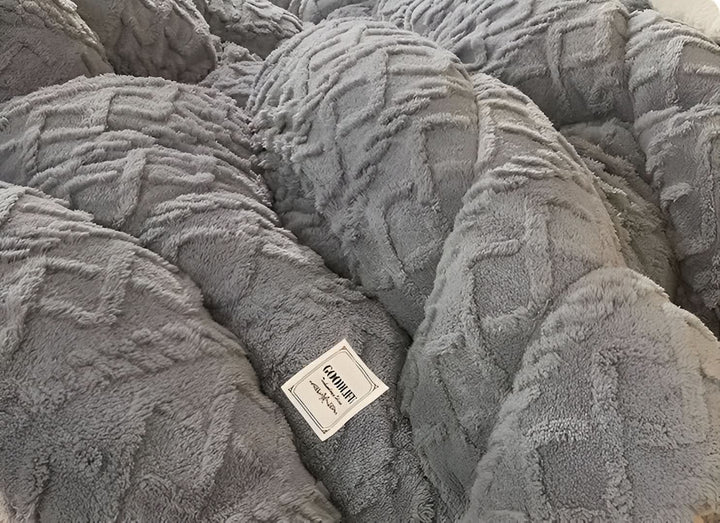 Lisslune | SOFTIQUE - VelvetPlush Reversible Duvet Cover