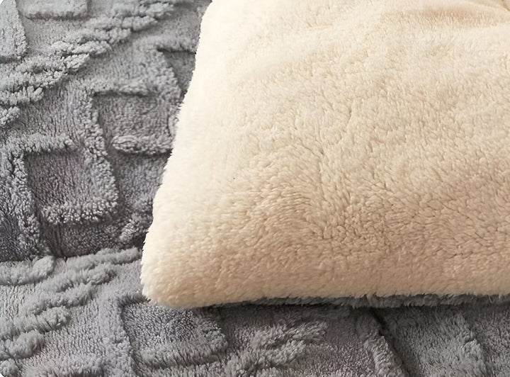Lisslune | SOFTIQUE - VelvetPlush Reversible Duvet Cover