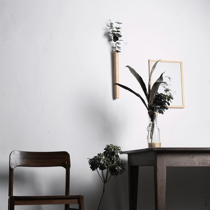Lisslune | FreshFloret Wall-Mounted Wooden Vase – Solid Beech & Walnut Flower Display