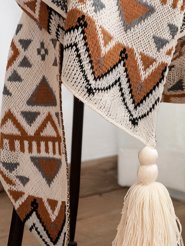 Lisslune | VIVIDLOOM – Geometric Boho Fleece Blanket