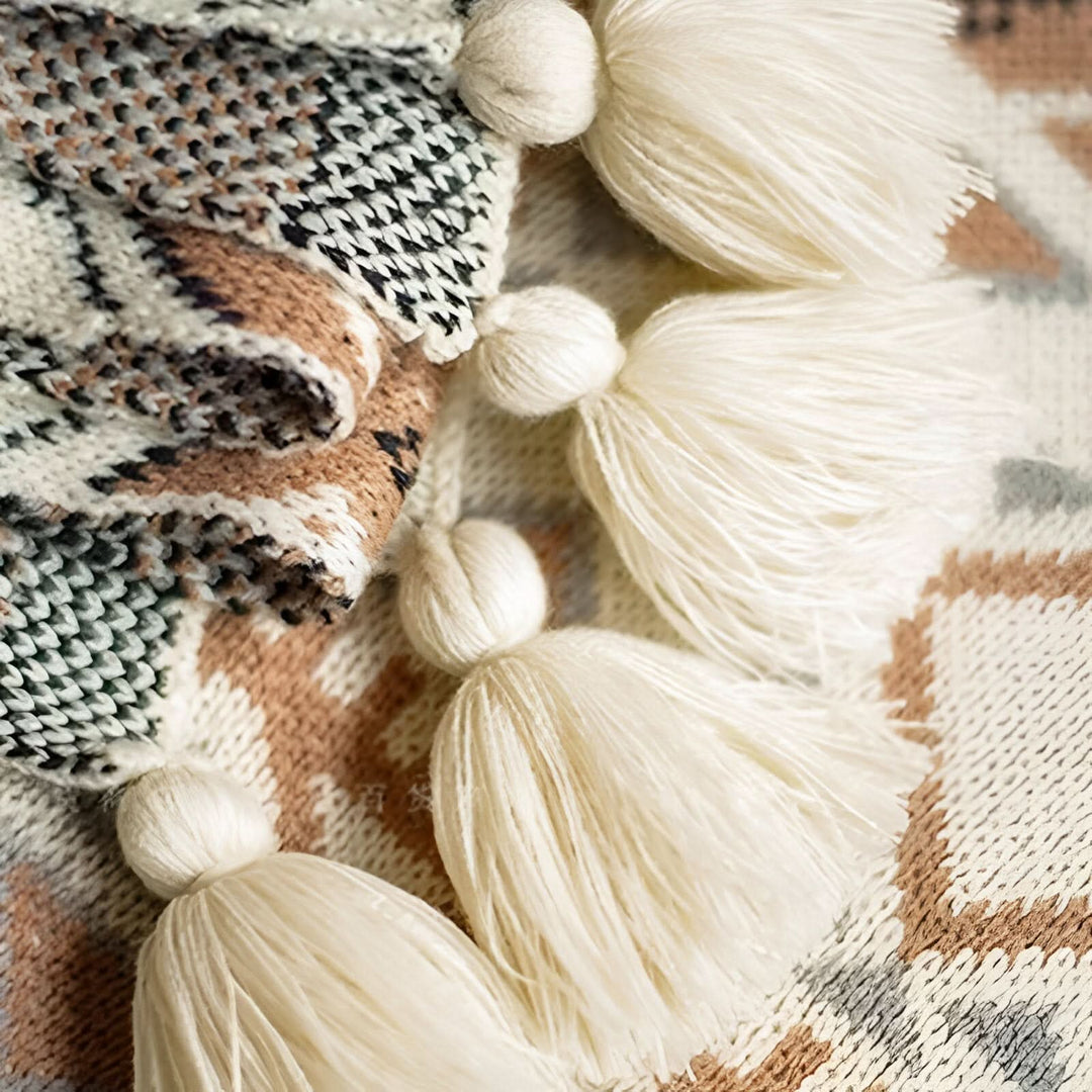 Lisslune | VIVIDLOOM – Geometric Boho Fleece Blanket