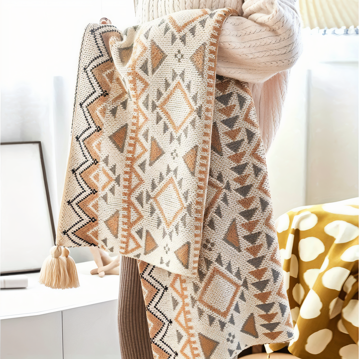 Lisslune | VIVIDLOOM – Geometric Boho Fleece Blanket