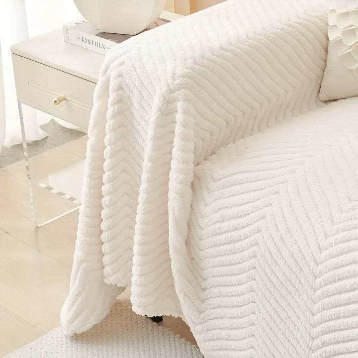 Lisslune | LuxuraWrap Sofa Cover – Non‑Slip Pet‑Friendly Couch Protector
