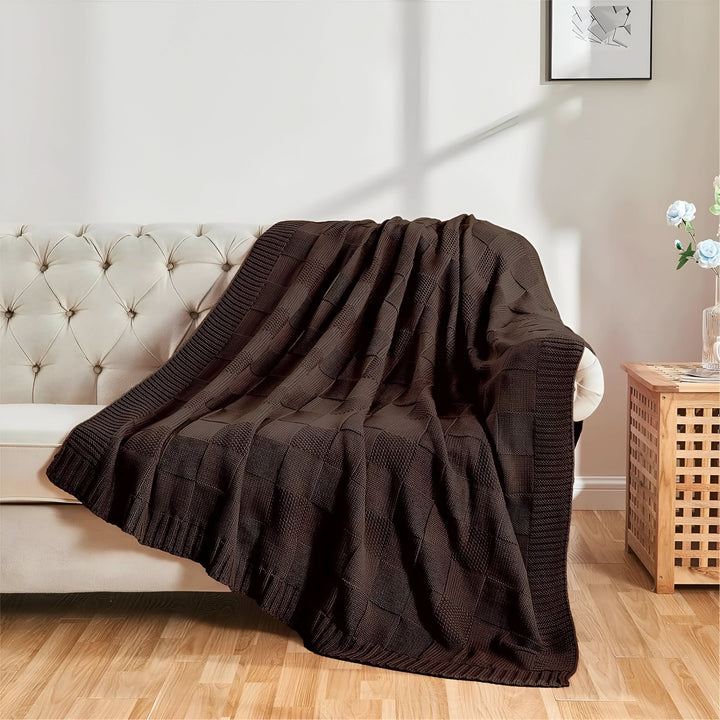 Lisslune | MONOSTRIPE – Minimalistic knit blanket