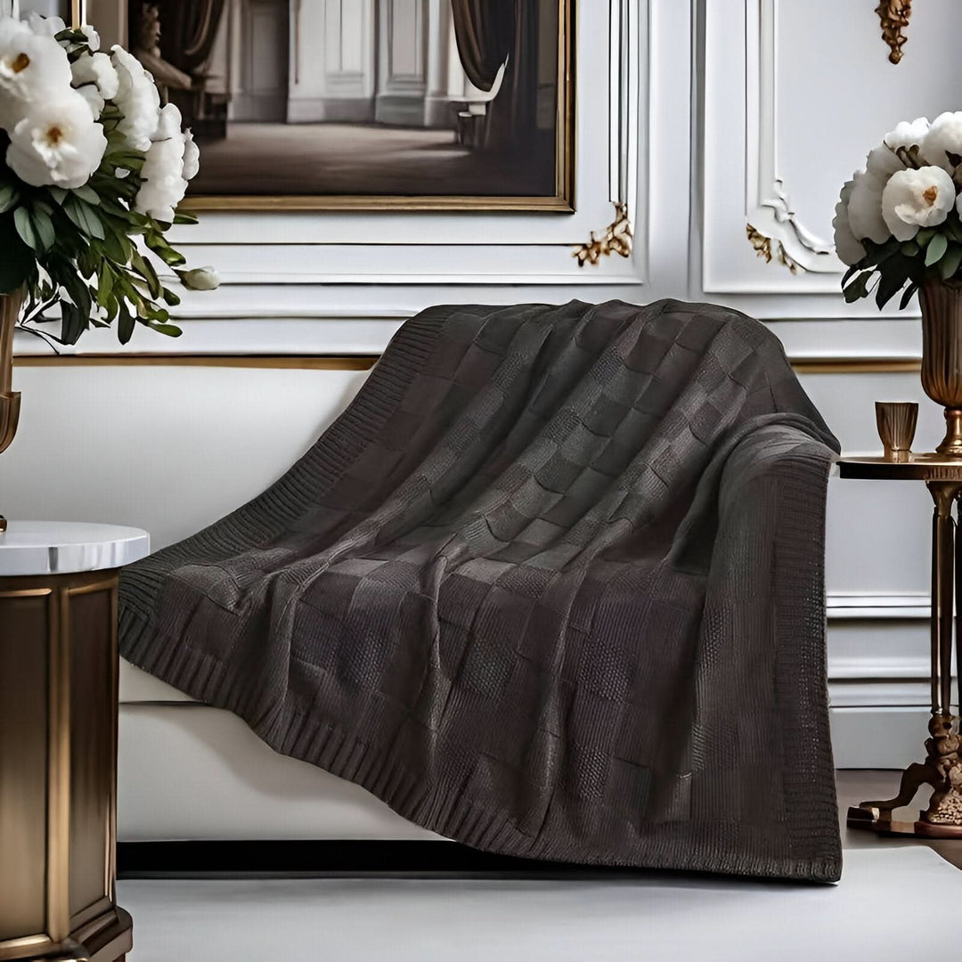 Lisslune | MONOSTRIPE – Minimalistic knit blanket