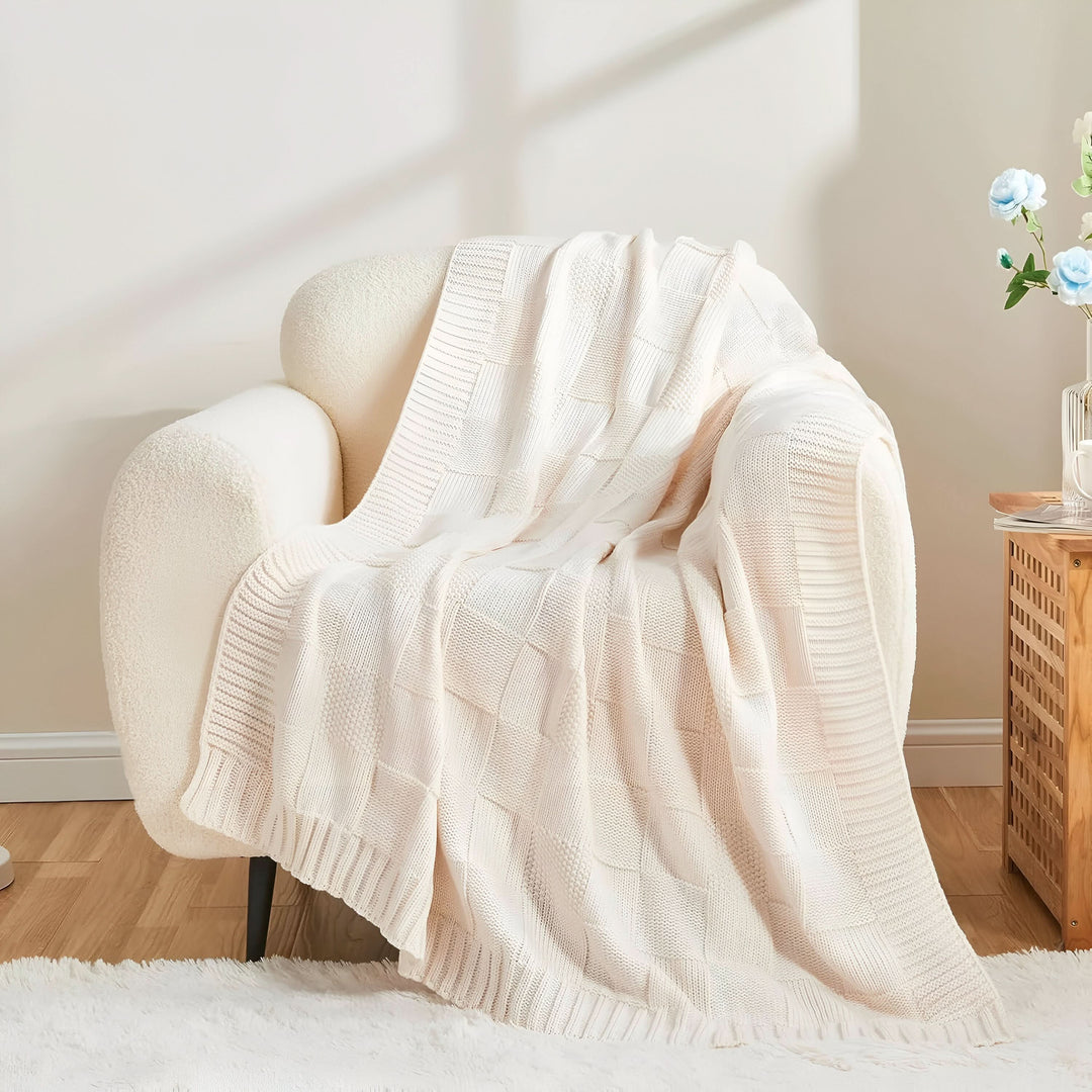 Lisslune | MONOSTRIPE – Minimalistic knit blanket