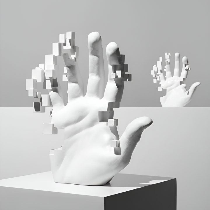 Lisslune | Mosaic - Abstract decorated hand statue