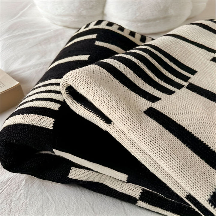 Lisslune | NEUTRAPLUSH - Premium Blanket