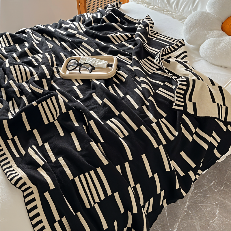Lisslune | CozyNest Luxury Throw Blanket