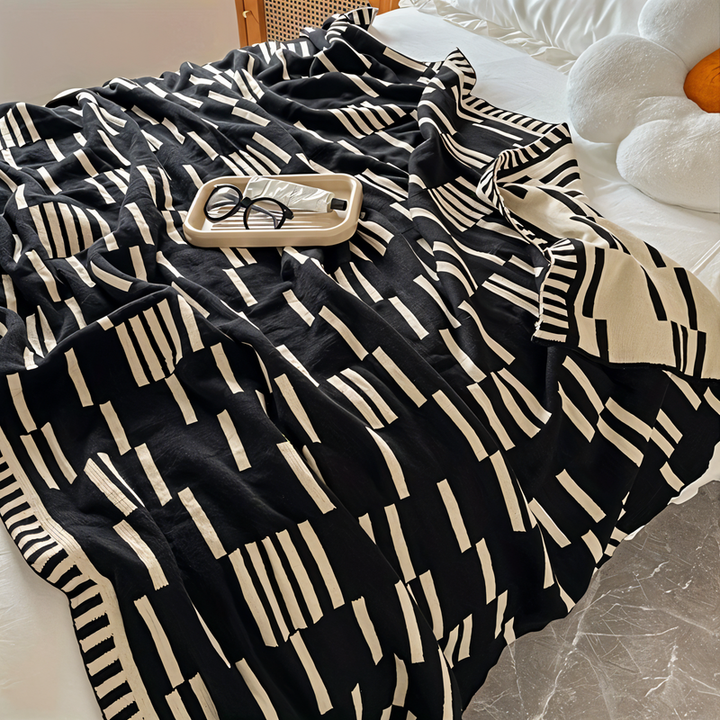 Lisslune | CozyNest Luxury Throw Blanket