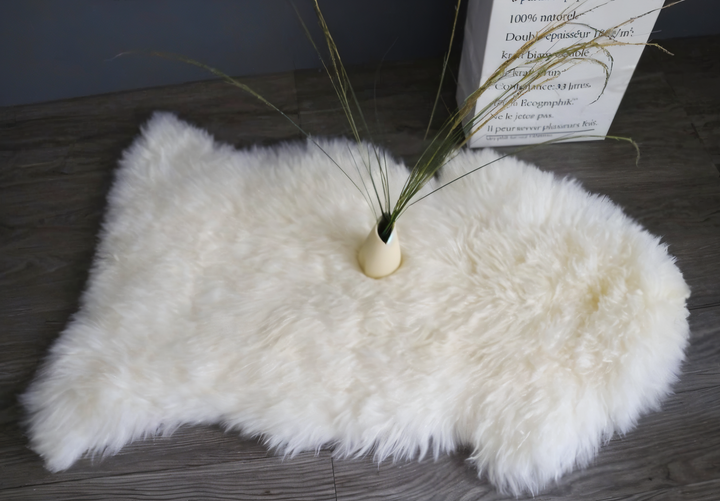 Lisslune | ShearLuxe Synthetic Fur Rug – Soft Artificial Sheepskin for Home Decoration