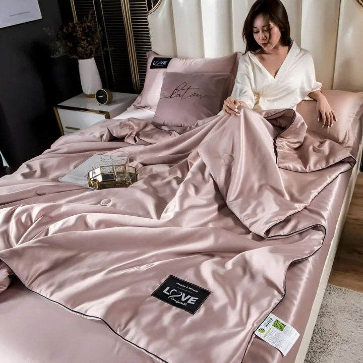 Lisslune | FLUFFINA - Premium Satin Silk Bedding