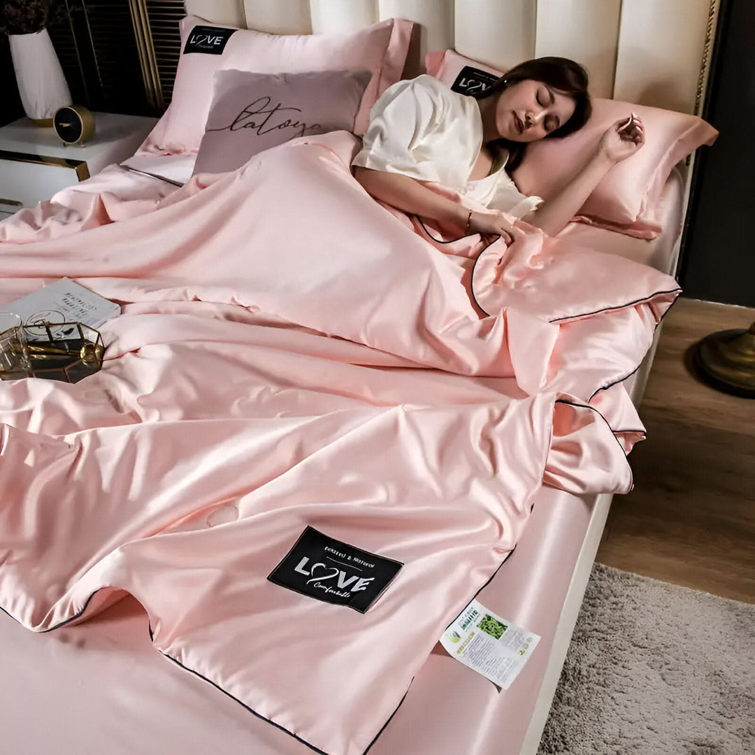 Lisslune | FLUFFINA - Premium Satin Silk Bedding