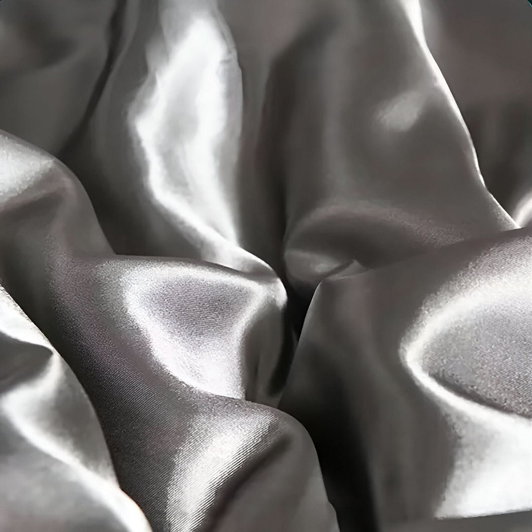 Lisslune | PLUSHORA - SilkCloud Duvet - Premium Breathable Silk Bedding