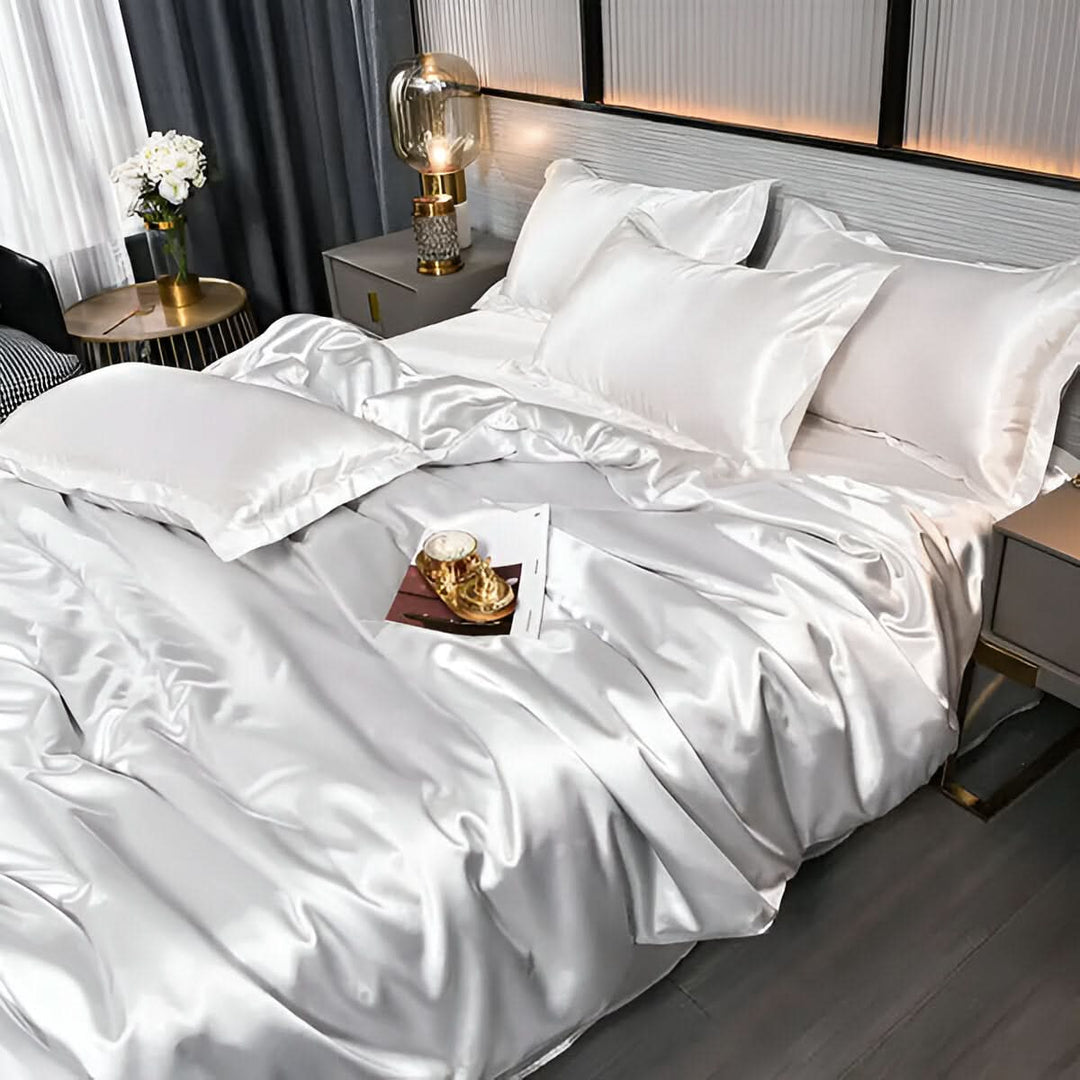 Lisslune | PLUSHORA - SilkCloud Duvet - Premium Breathable Silk Bedding