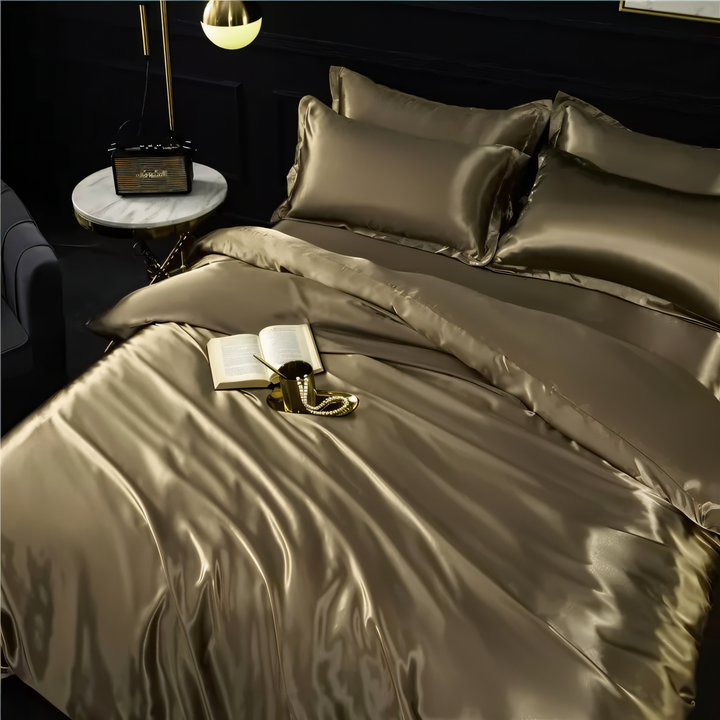 Lisslune | PLUSHORA - SilkCloud Duvet - Premium Breathable Silk Bedding