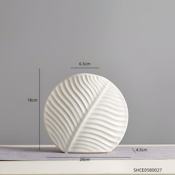 Lisslune | Nordvase Studio | Handmade Scandinavian Ceramic Vase – Minimalist Home Decor Accent
