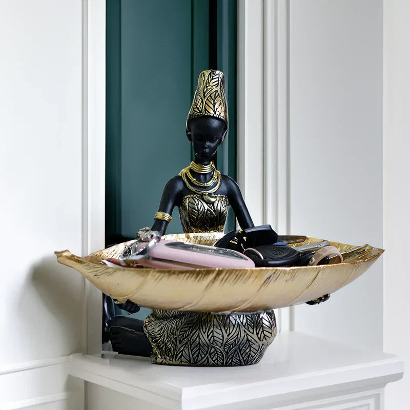Lisslune | Exotic Female Sculpture with Key Organizer – Artistic Storage Solution