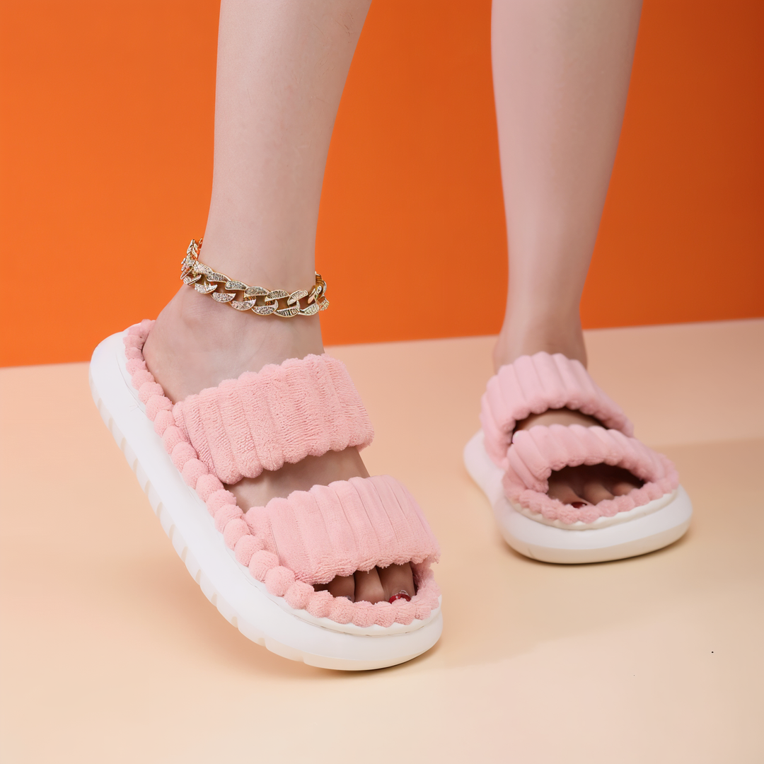 Lisslune | Sofie - Lined slippers made of plush with cross band