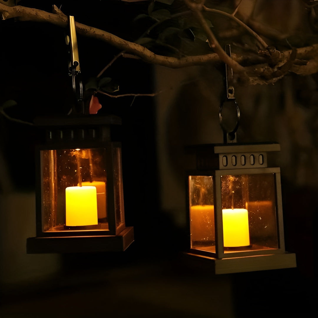 Lisslune | Magic Lantern - Solar-powered bulbs with dual panel control