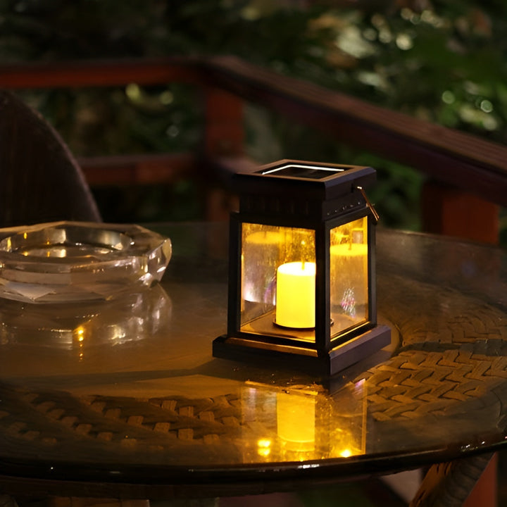 Lisslune | Magic Lantern - Solar-powered bulbs with dual panel control