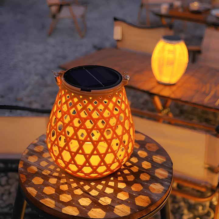 Lisslune | Solara – Woven Solar Garden Lantern