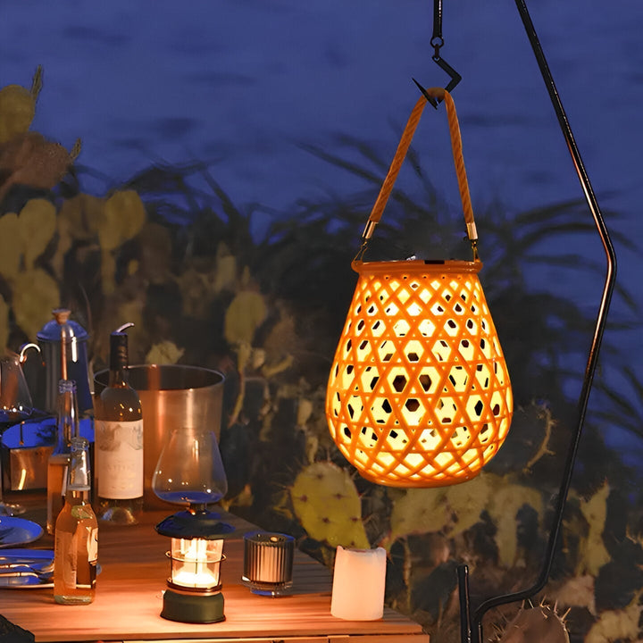 Lisslune | Solara – Woven Solar Garden Lantern