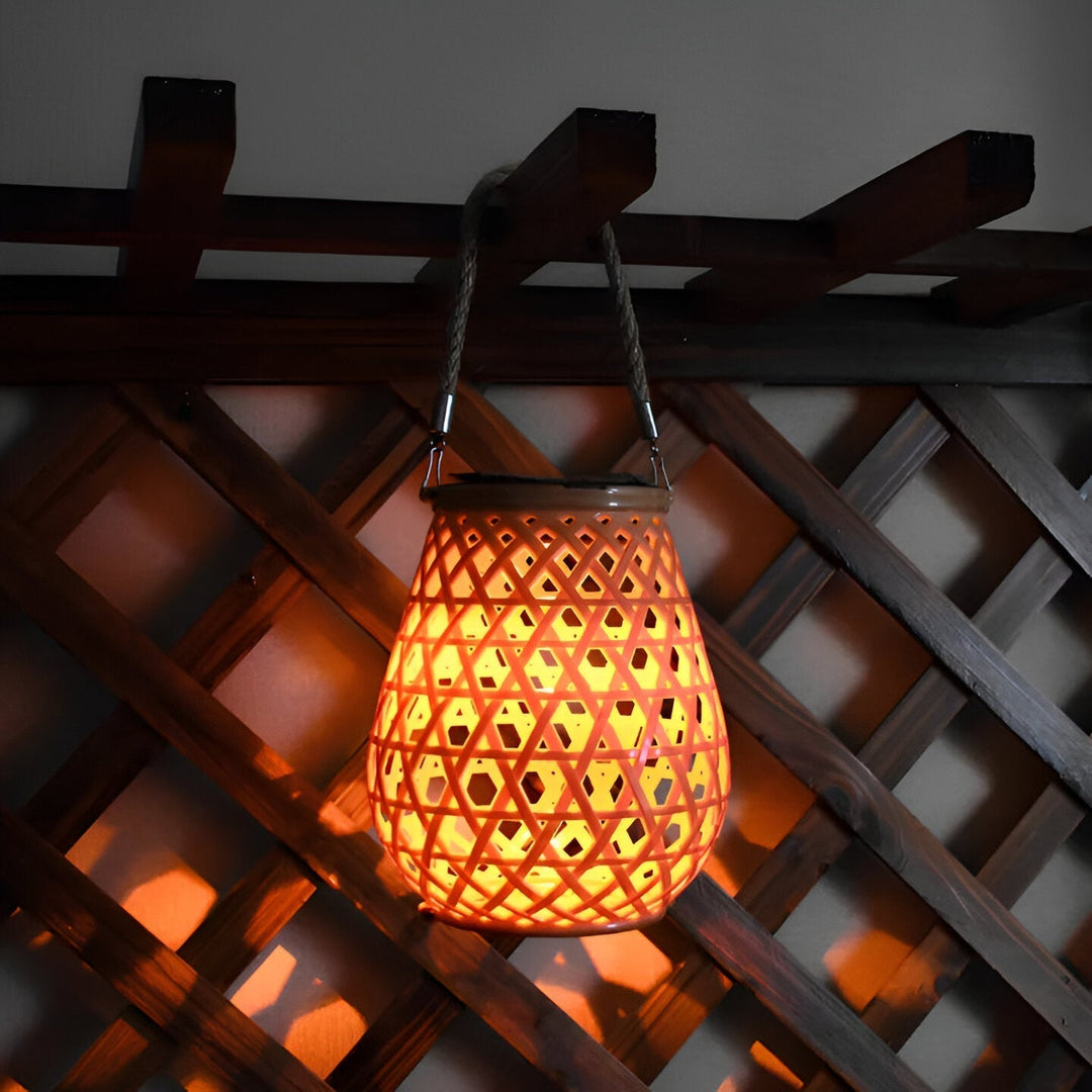 Lisslune | Solara – Woven Solar Garden Lantern