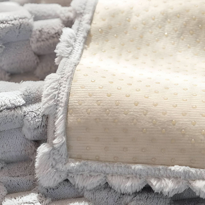 Lisslune | Honeycomb Sofa Cover – Non‑Slip Stain‑Resistant Couch Protector
