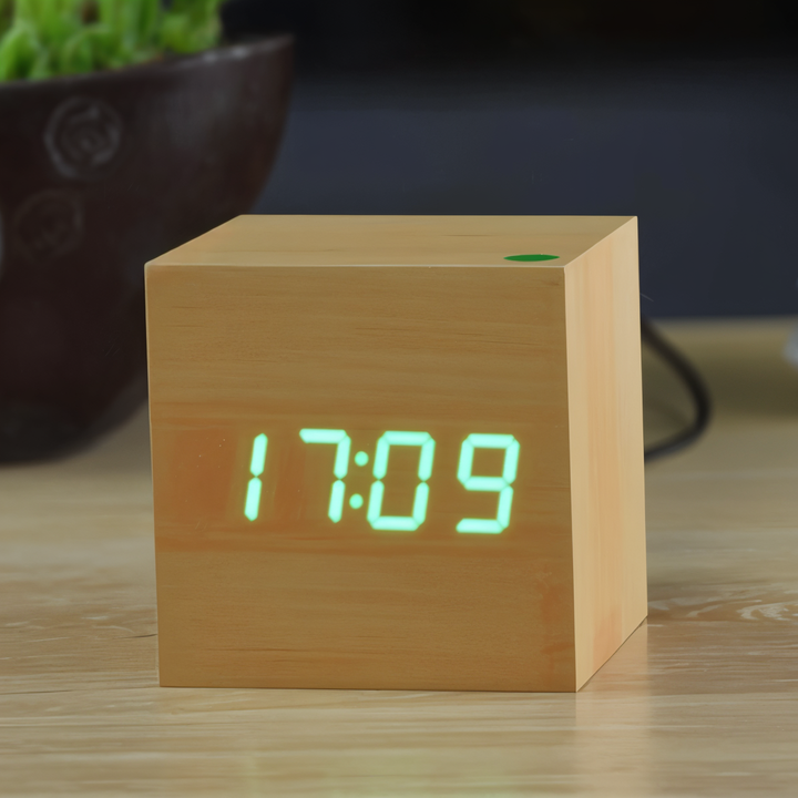 Lisslune | Digital LED Clock - Cube Clock - Wooden Clock