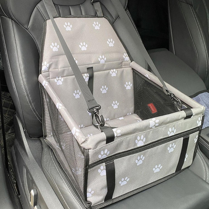 Lisslune | AutoPaw Elevated Dog Car Seat – Waterproof, Non-Slip and Safe for On the Go