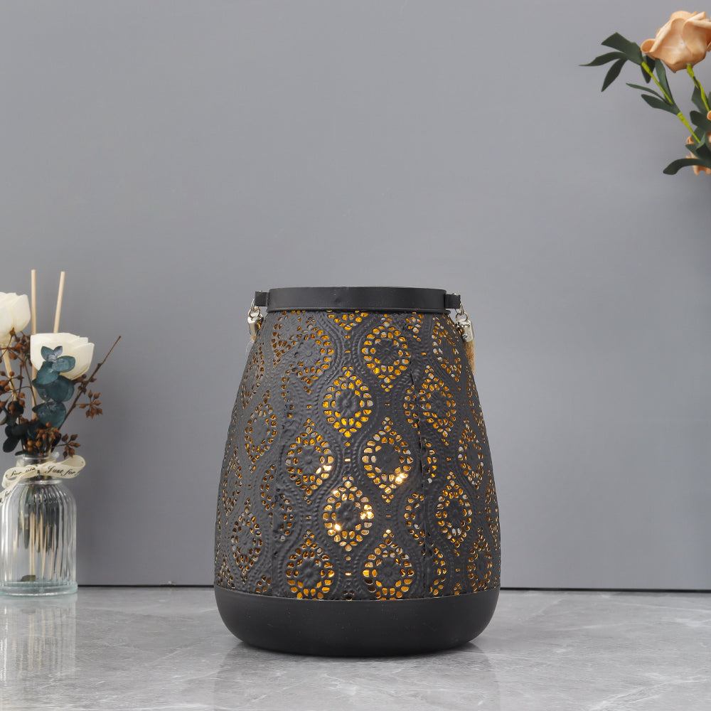 Lisslune | Moroccan Style Black Metal Battery Operated Table Lamp - Cordless Lamp